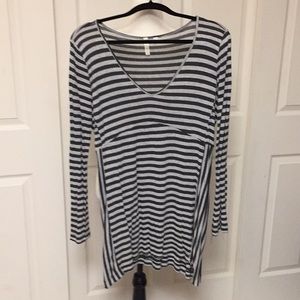Thin long sleeve top